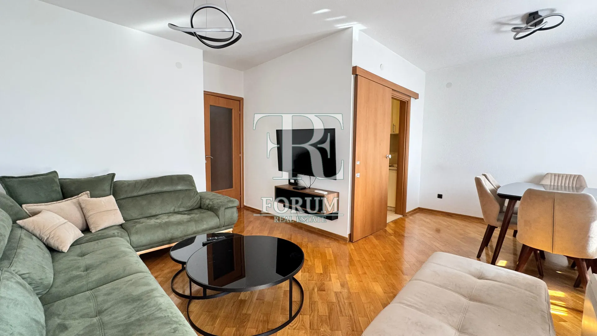 Prodaja, trosoban stan, 84m², Stari Aerodrom, Podgorica