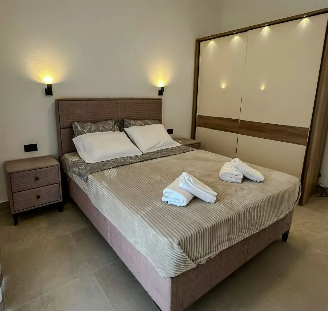 Izdavanje, dvosoban stan, 102m², Seljanovo, Tivat