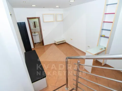 Rent, office space, 46m², Centar, Podgorica - image 3