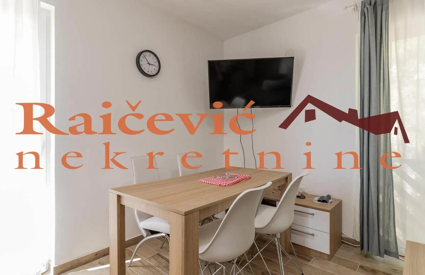 Prodaja, četvorosoban stan, 98m², Kopaonik, Srbija