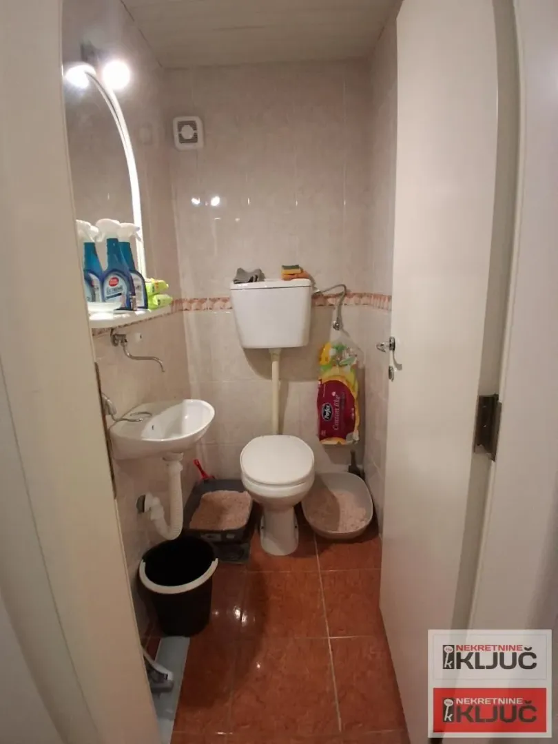 Prodaja, trosoban stan, 79m², Grbavica, Novi Sad Sve Podlokacije