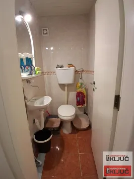 Prodaja, trosoban stan, 79m², Grbavica, Novi Sad Sve Podlokacije - image 16