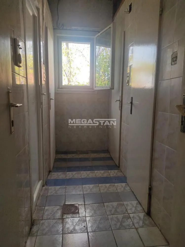 Rent, apartment, 18m², Kanarevo Brdo, Beograd