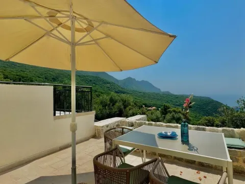 Rent, house, 120m², Kuljače, Budva - image 16