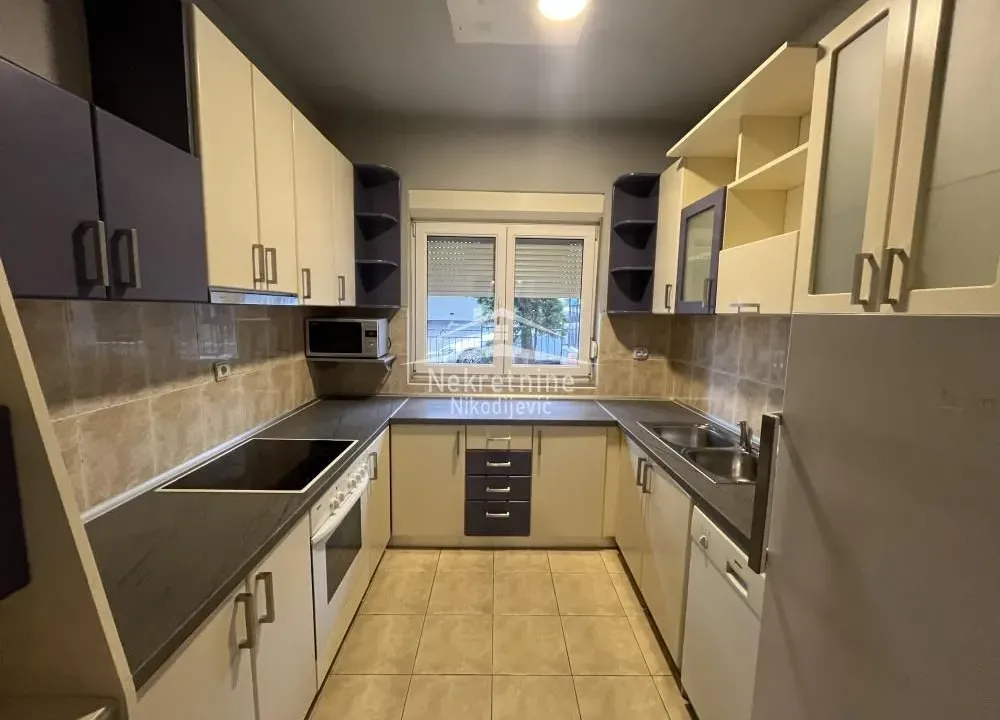 Rent, office space, 310m², Savski Venac, Beograd