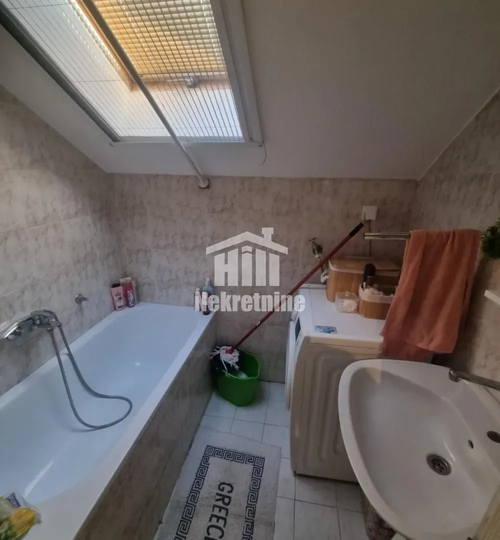 Prodaja, trosoban stan, 60m², Bezanijska Kosa 2, Bežanijska Kosa Sve Podlokacije