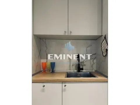 Izdavanje, trosoban stan, 67m², Novi Beograd Blok 23, Novi Beograd Sve Podlokacije - image 9