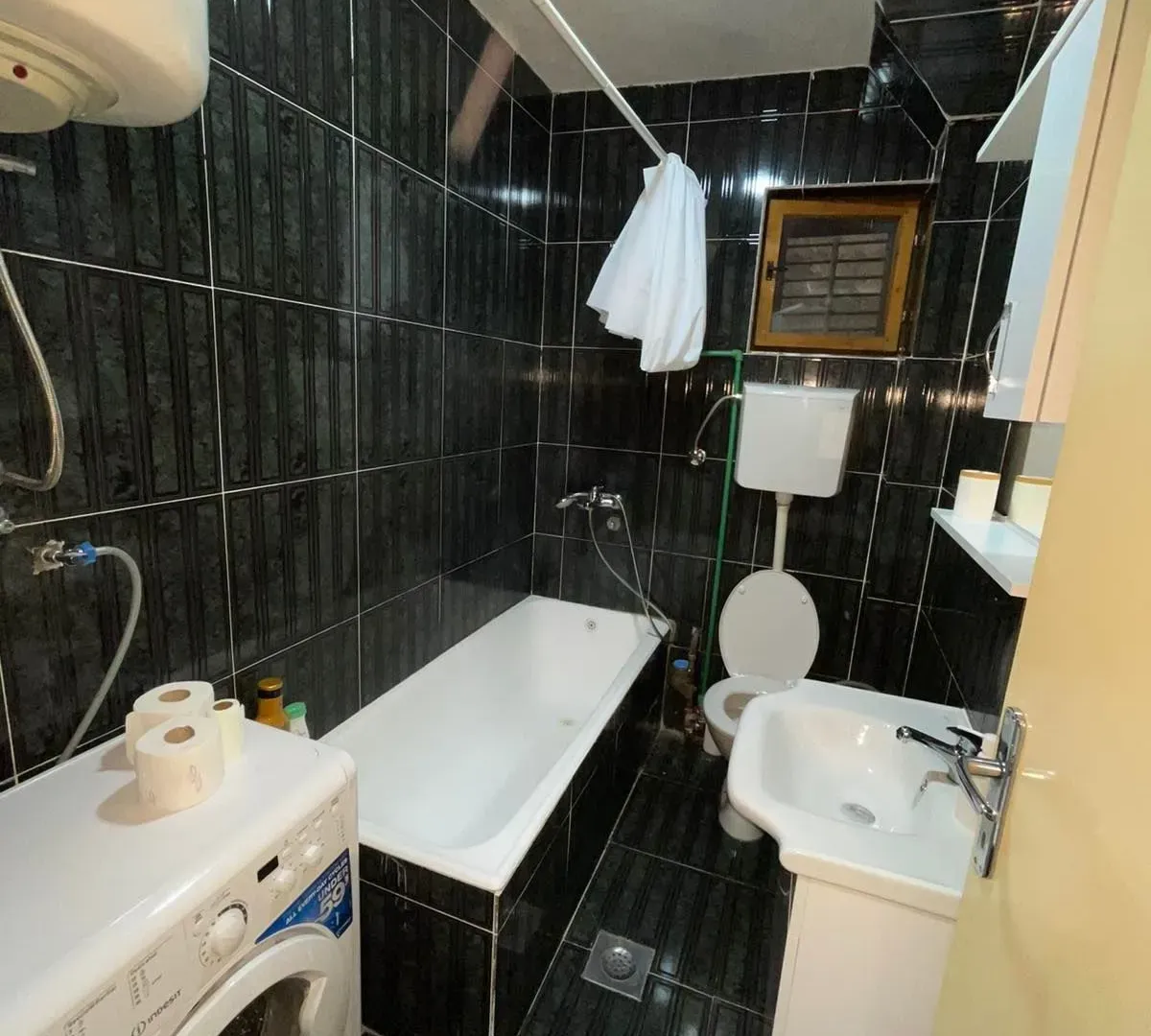 Rent, one bedroom apartment, 40m², Podkošljun, Budva
