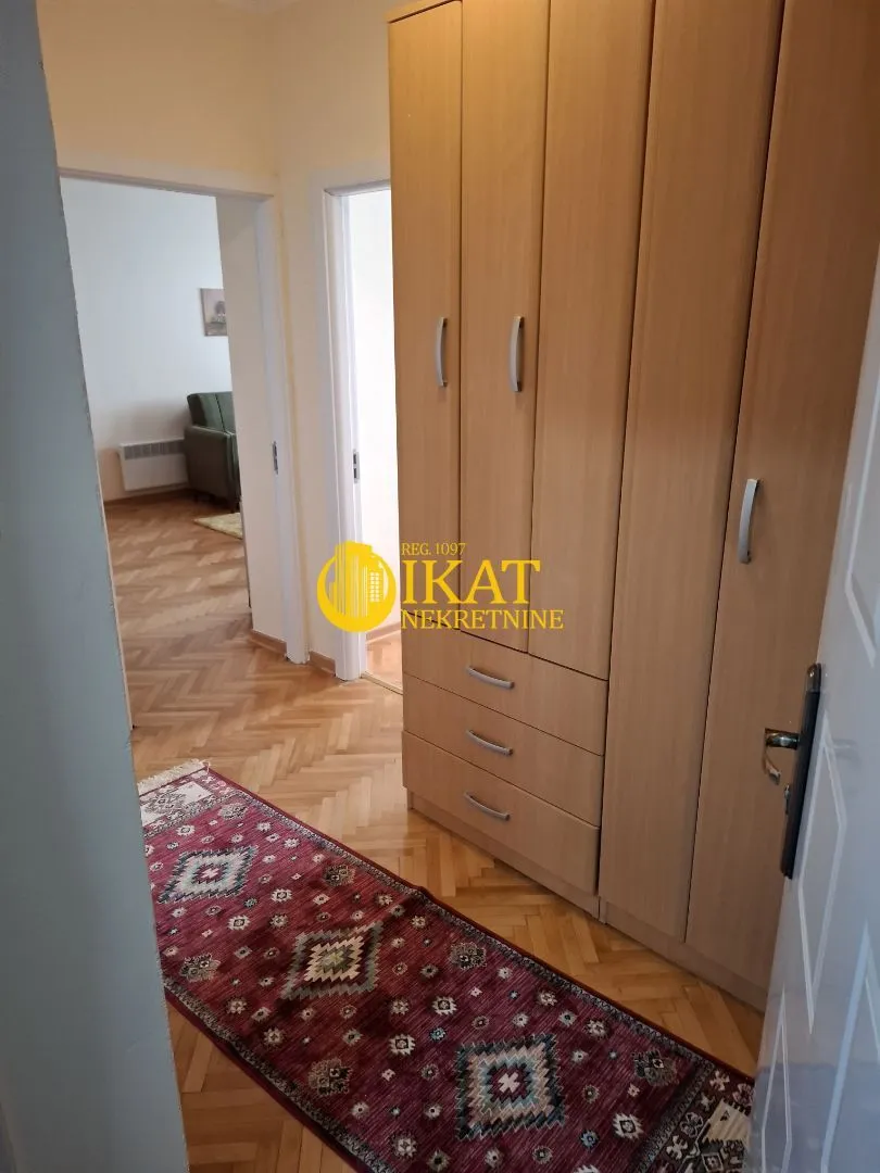 Izdavanje, dvosoban stan, 52m², Karaburma, Palilula Sve Podlokacije