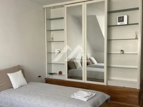 Izdavanje, trosoban stan, 100m², Centar, Novi Sad - image 8