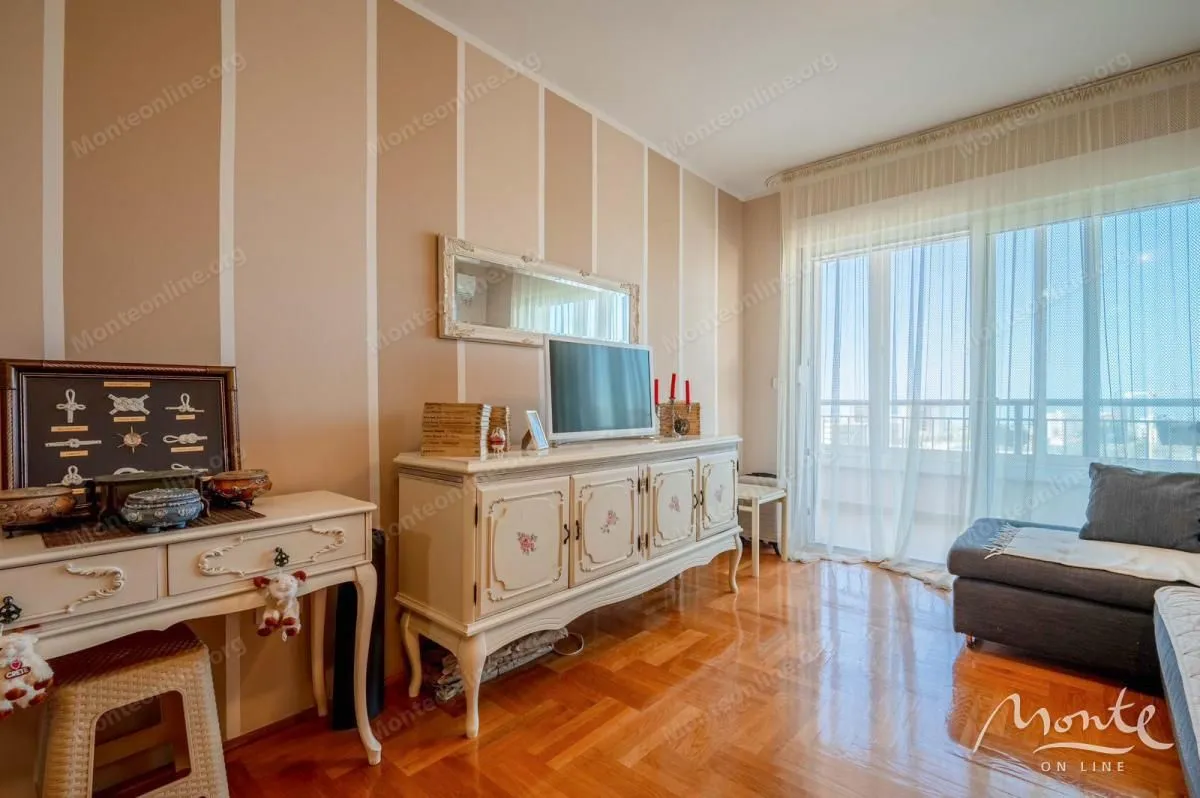Sale, two bedroom apartment, 69m², Bar, Crna Gora