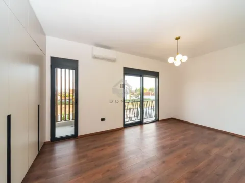 Prodaja, kuća, 150m², Gornja Gorica, Podgorica - image 19