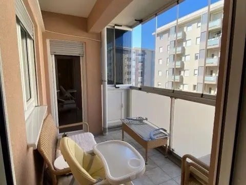 Prodaja, dvosoban stan, 66m², City Kvart, Podgorica - image 6