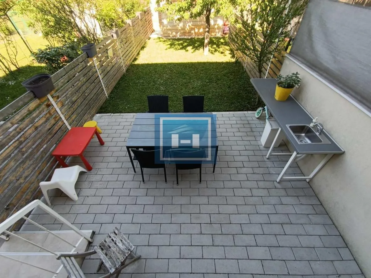 Prodaja, stan, 170m², Sarina Medja, Jagodina
