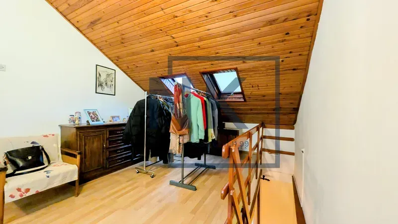 Prodaja, četvorosoban stan, 140m², Centar, Podgorica