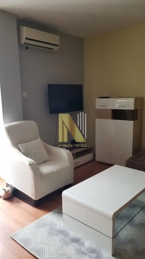 Izdavanje, trosoban stan, 70m², Liman 2, Novi Sad Sve Podlokacije