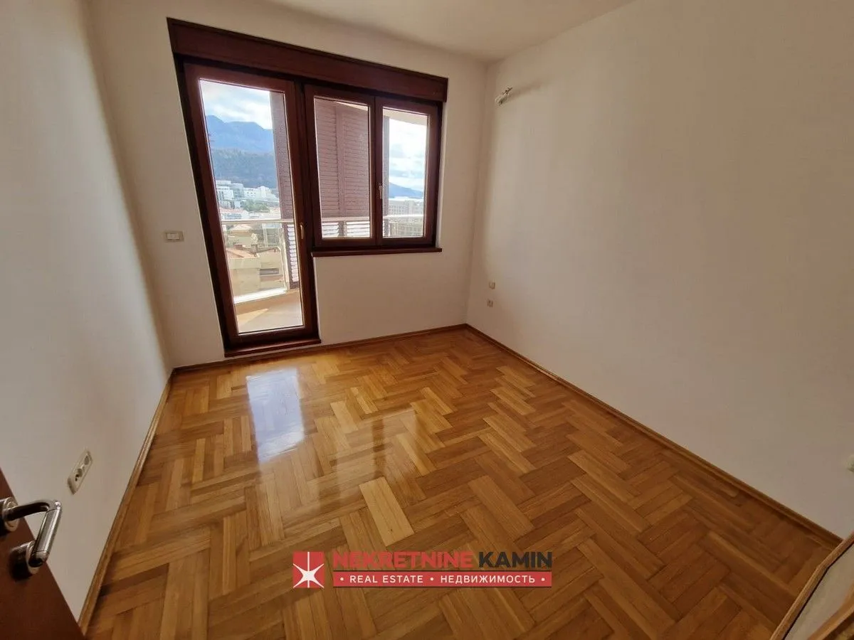 Prodaja, dvosoban stan, 103m², Bečići, Budva
