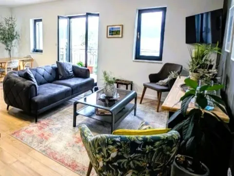 Sale, three bedroom apartment, 111m², Krašići, Tivat - image 10