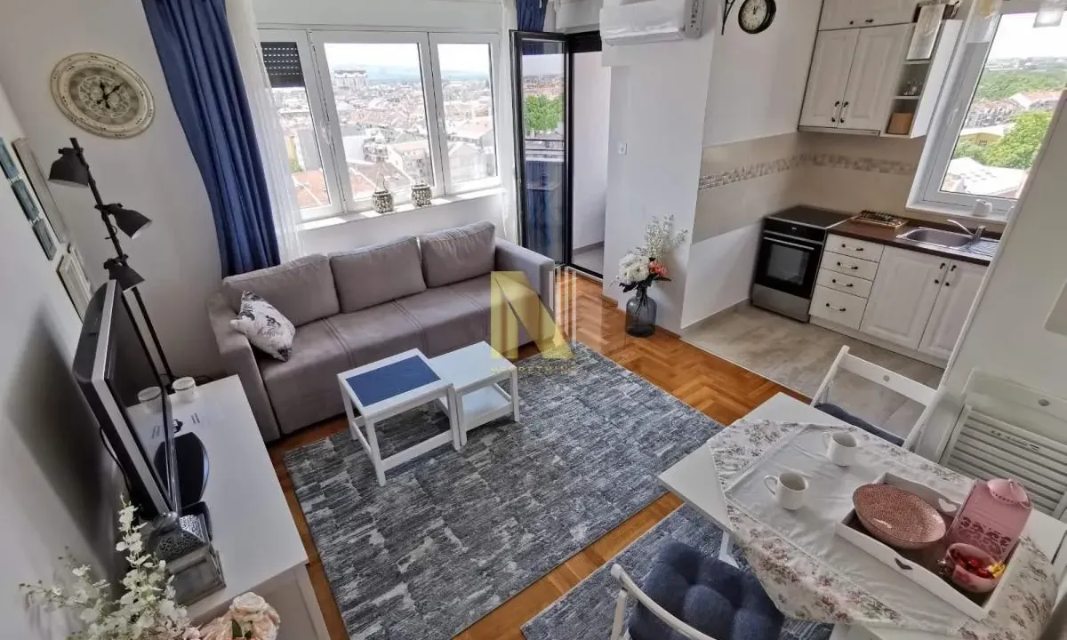 Izdavanje, dvosoban stan, 54m², Bulevar Oslobodjenja, Novi Sad Sve Podlokacije