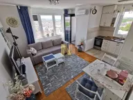 Izdavanje, dvosoban stan, 54m², Bulevar Oslobodjenja, Novi Sad Sve Podlokacije - image 1