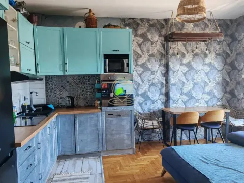 Prodaja, četvorosoban stan, 70m², Bulevar Evrope, Novi Sad Sve Podlokacije - image 6