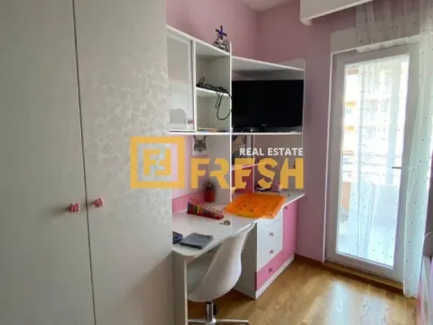 Rent, two bedroom apartment, 75m², City Kvart, Podgorica - image 5