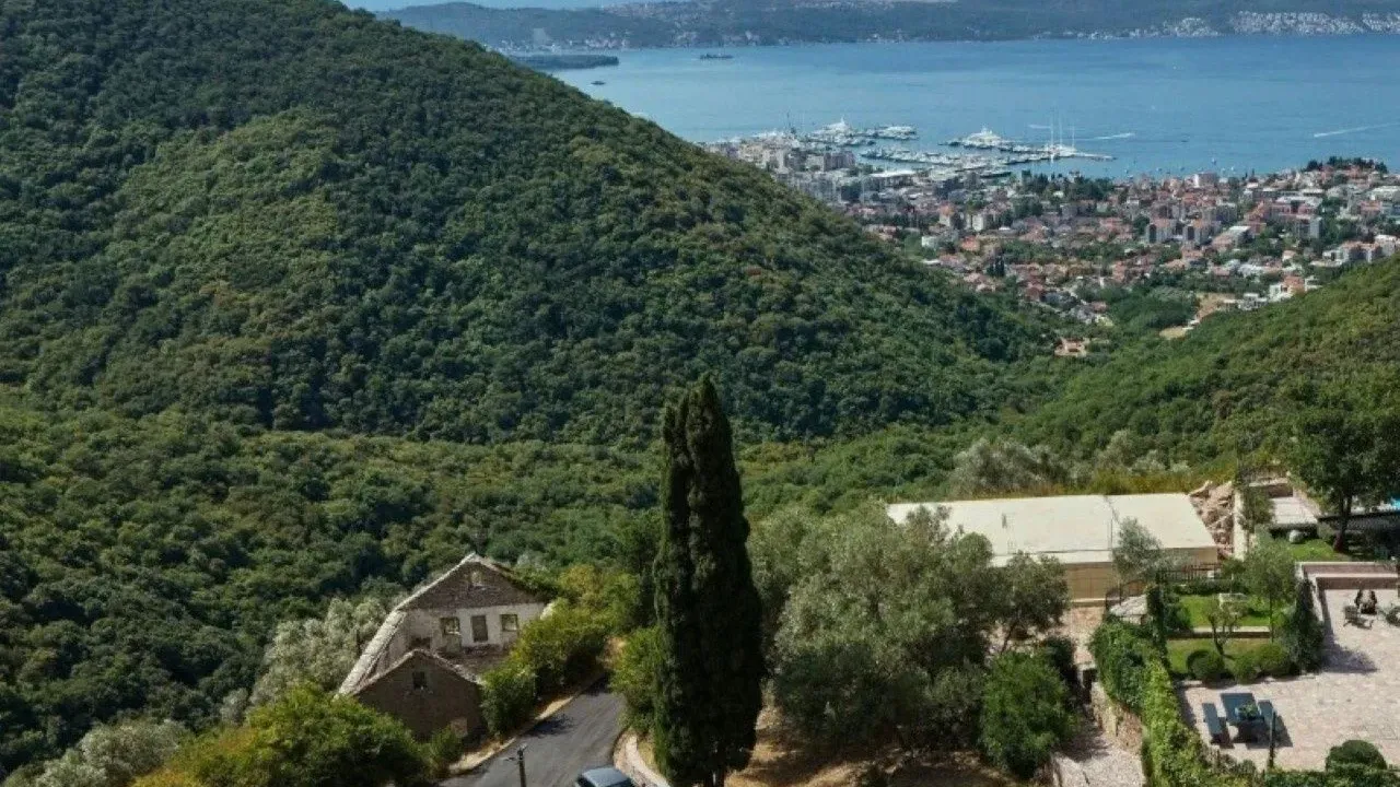 Sale, house, 124m², Tivat, Crna Gora