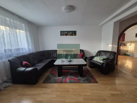 Prodaja, kuća, 150m², Rakitovo, Jagodina - image 2