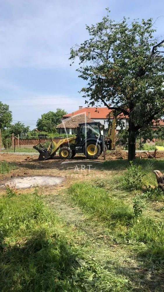 Prodaja, plac, 700m², Voždovac Sve Podlokacije, Beograd