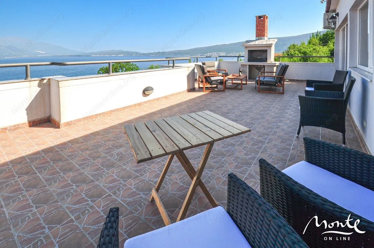 Prodaja, kuća, 260m², Bijela, Herceg Novi