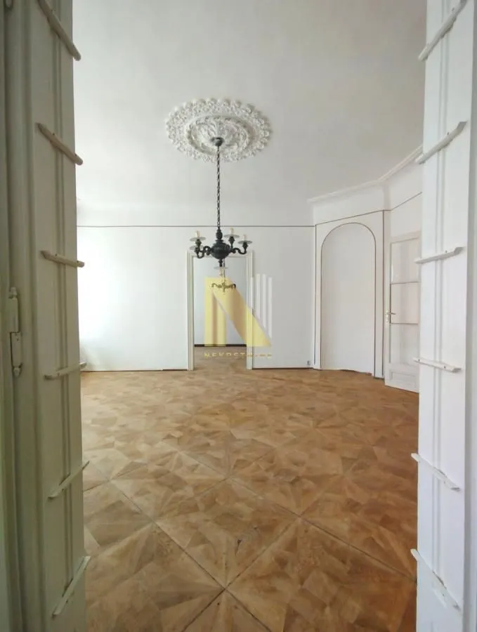 Rent, office space, 200m², Centar, Novi Sad