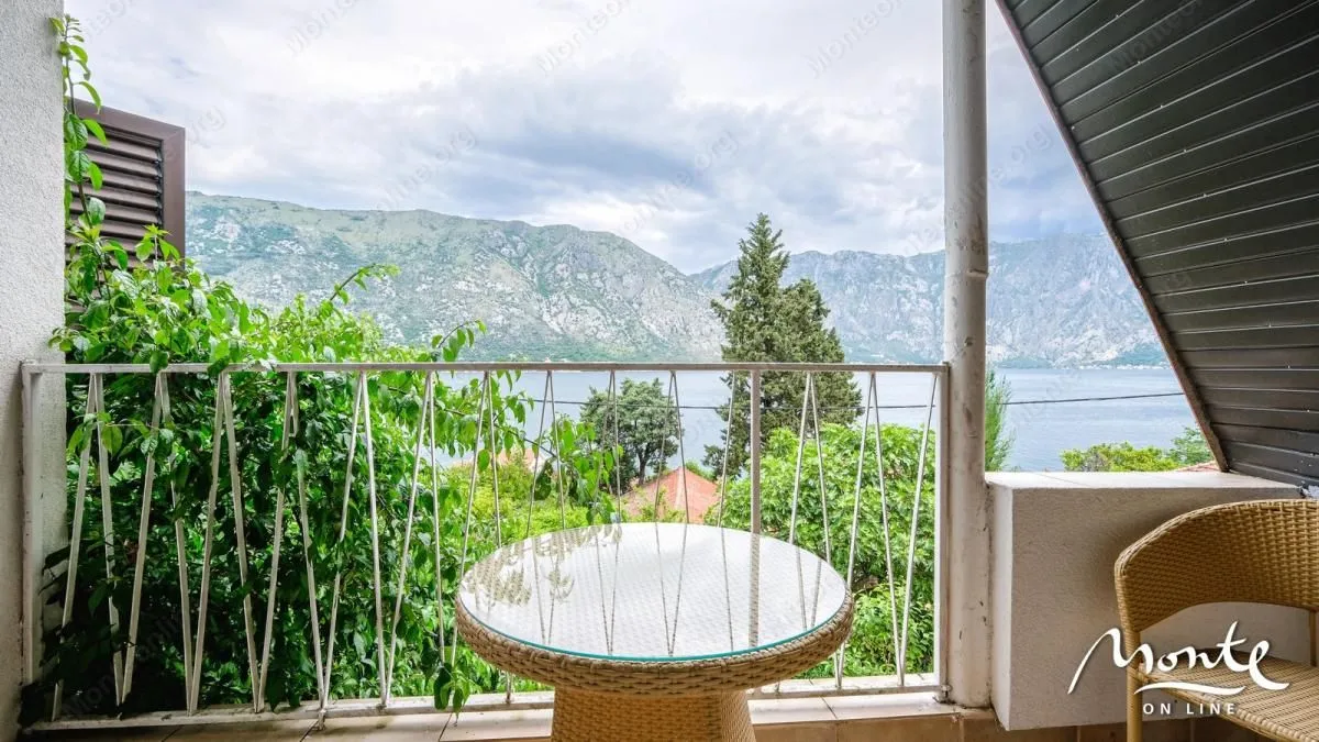 Prodaja, kuća, 100m², Stoliv, Kotor