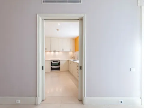 Izdavanje, jednosoban stan, 119m², Porto Montenegro, Tivat - image 7