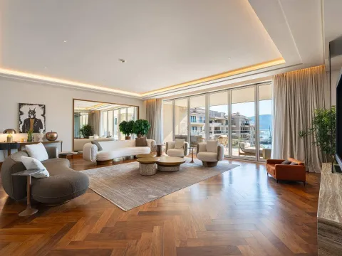 Sale, four bedroom apartment, 350m², Porto Montenegro, Tivat - image 12