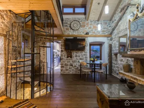 Sale, house, 100m², Đuraševići, Tivat - image 2