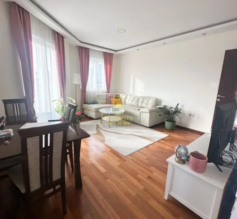 Prodaja, dvosoban stan, 73m², Tuški Put, Podgorica