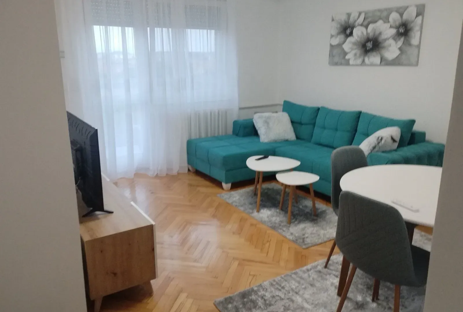Izdavanje, jednosoban stan, 40m², Strelište, Jagodina