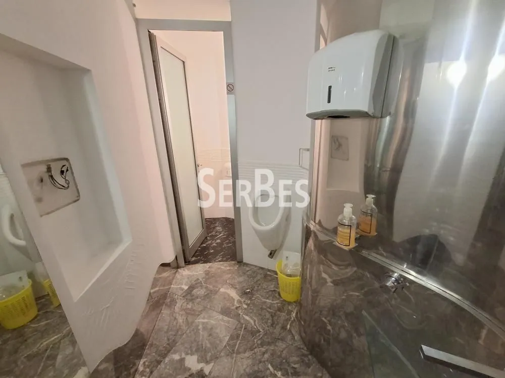 Rent, office space, 254m², Bulevar Oslobodjenja, Novi Sad Sve Podlokacije
