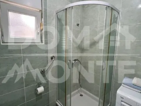 Izdavanje, dvosoban stan, 52m², Kalimanj, Tivat - image 8