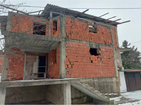 Prodaja, kuća, 270m², Niš, Srbija - image 16