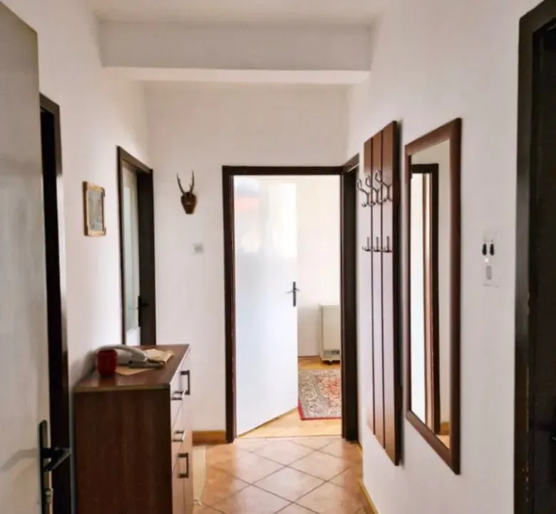 Sale, two bedroom apartment, 58m², Cetinje, Crna Gora