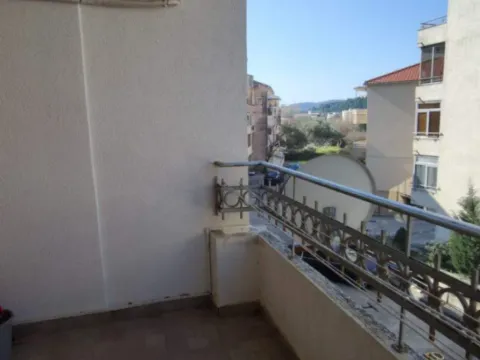 Izdavanje, jednosoban stan, 44m², Bečići, Budva - image 9