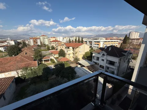 Izdavanje, garsonjera, 30m², Centar, Podgorica - image 6