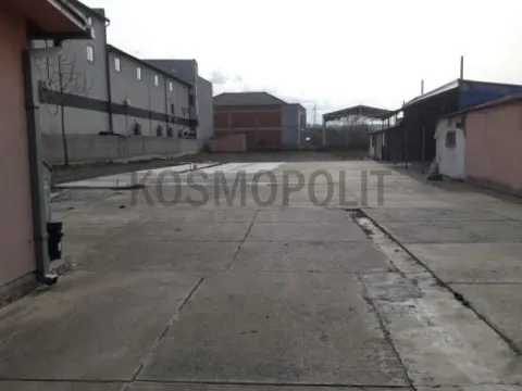 Poslovni prostor in Leštane
