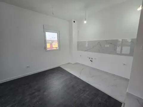 Izdavanje, garsonjera, 27m², Zabjelo, Podgorica - image 4