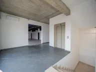 Izdavanje, poslovni prostor, 371m², Stari Aerodrom, Podgorica - image 7