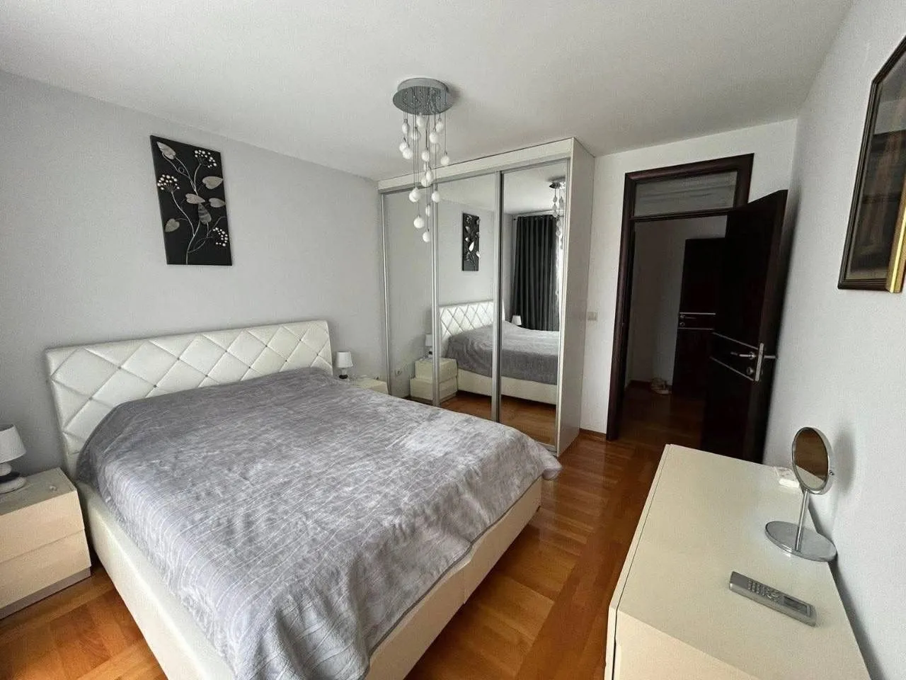 Sale, two bedroom apartment, 84m², Bečići, Budva