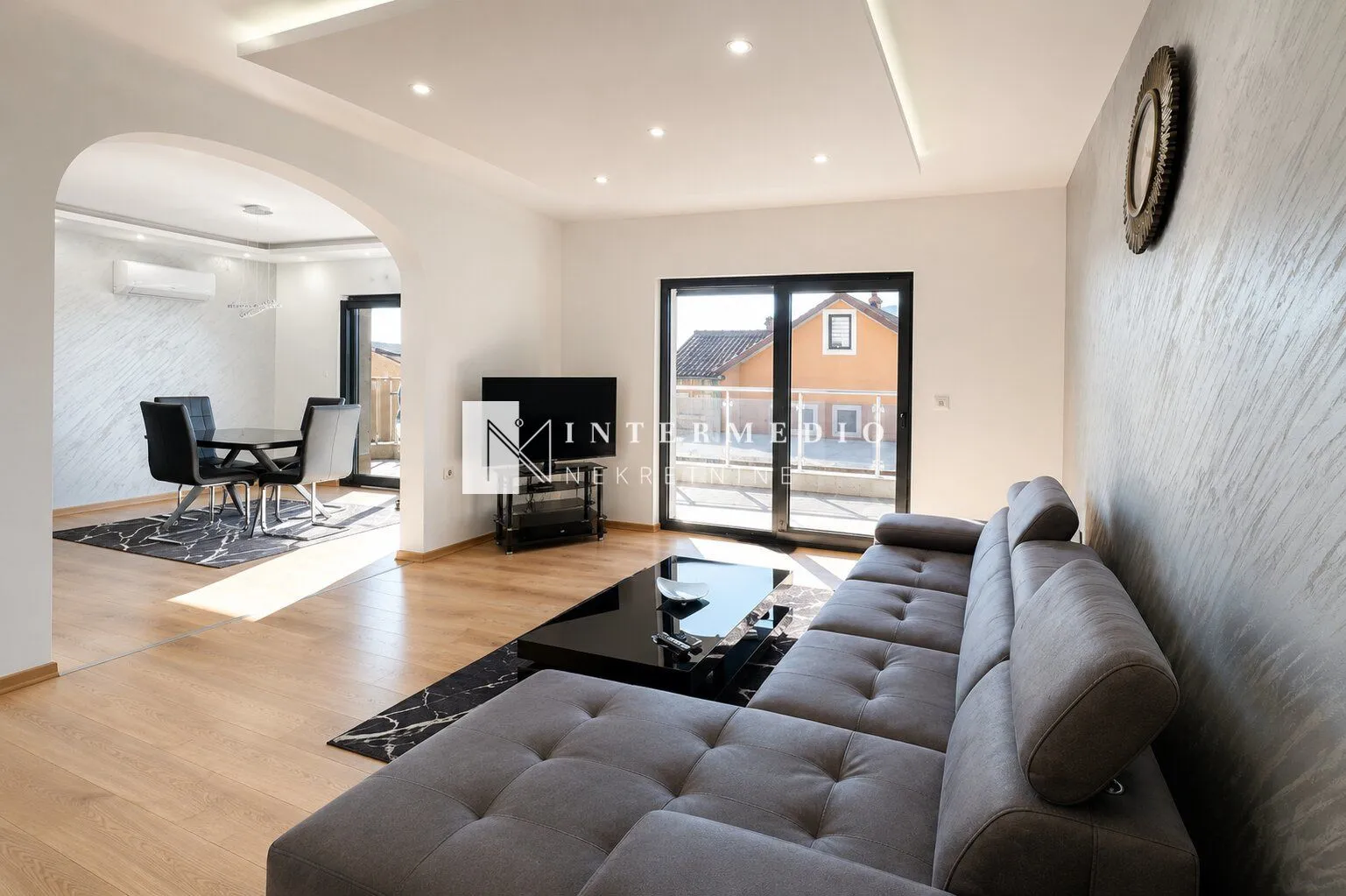 Rent, two bedroom apartment, 100m², Igalo-Petlja, Herceg Novi