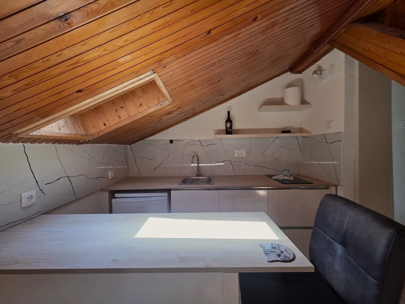 Izdavanje, garsonjera, 19m², Centar, Podgorica