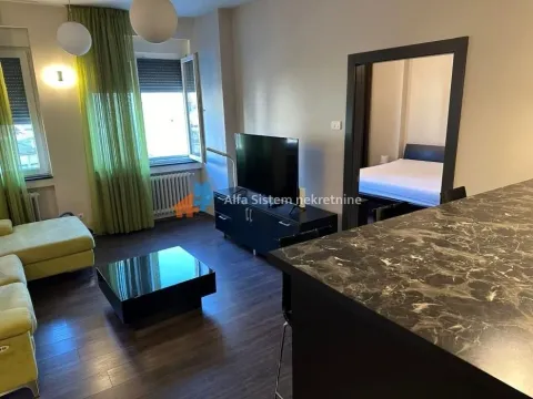 Rent, two bedroom apartment, 80m², Savski Venac, Beograd